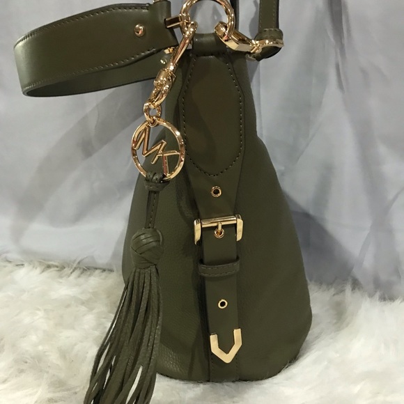 Michael Kors Brooke Green Leather Bucket Shoulder Crossbody Bag NWOT - Picture 8 of 13